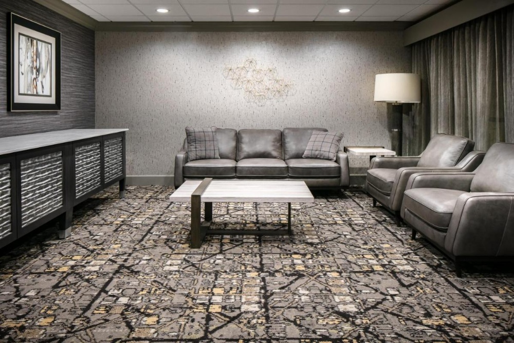Holiday Inn Hotel & Suites Des Moines-Northwest Image 11