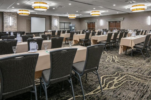 Holiday Inn Hotel & Suites Des Moines-Northwest image 27