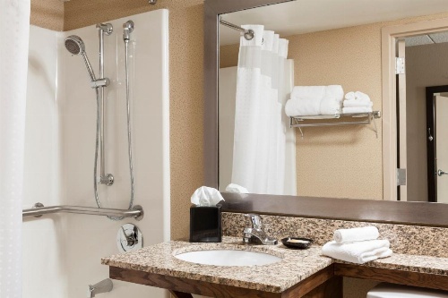 Holiday Inn Hotel & Suites Des Moines-Northwest image 46